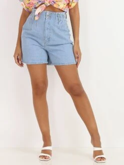 Short En Jeans Taille Haute à Pinces