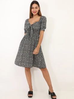 Robe Fleurie à Manches Ballon -Mode Étoilée Soldes Magasin Y10 82131 16 BLK 4